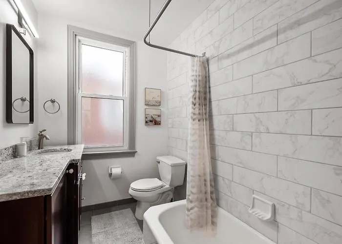 Oakland, !b Stylish And Quiet Private Bedroom With Shared Bathroom Pittsburgh